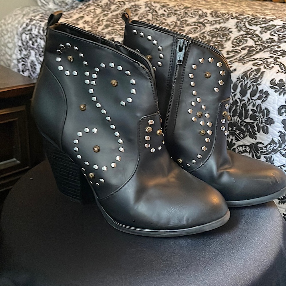 Black booties beaded